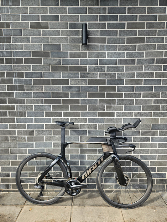 Giant - Trinity Advanced SL Frameset (Triathlon) & Frameset build w/Ultegra Di2
