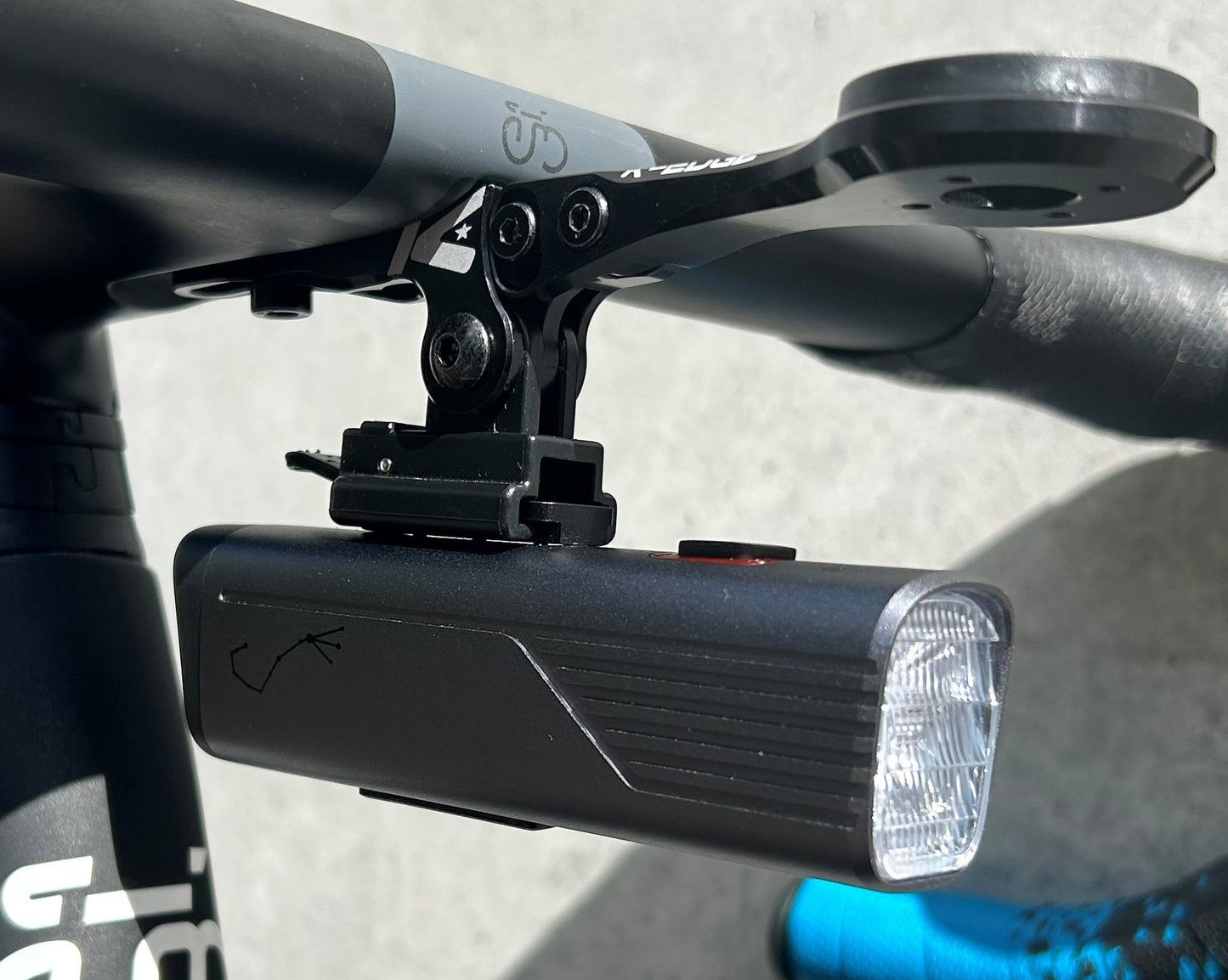 Magene - Antares 1200 Smart Headlight