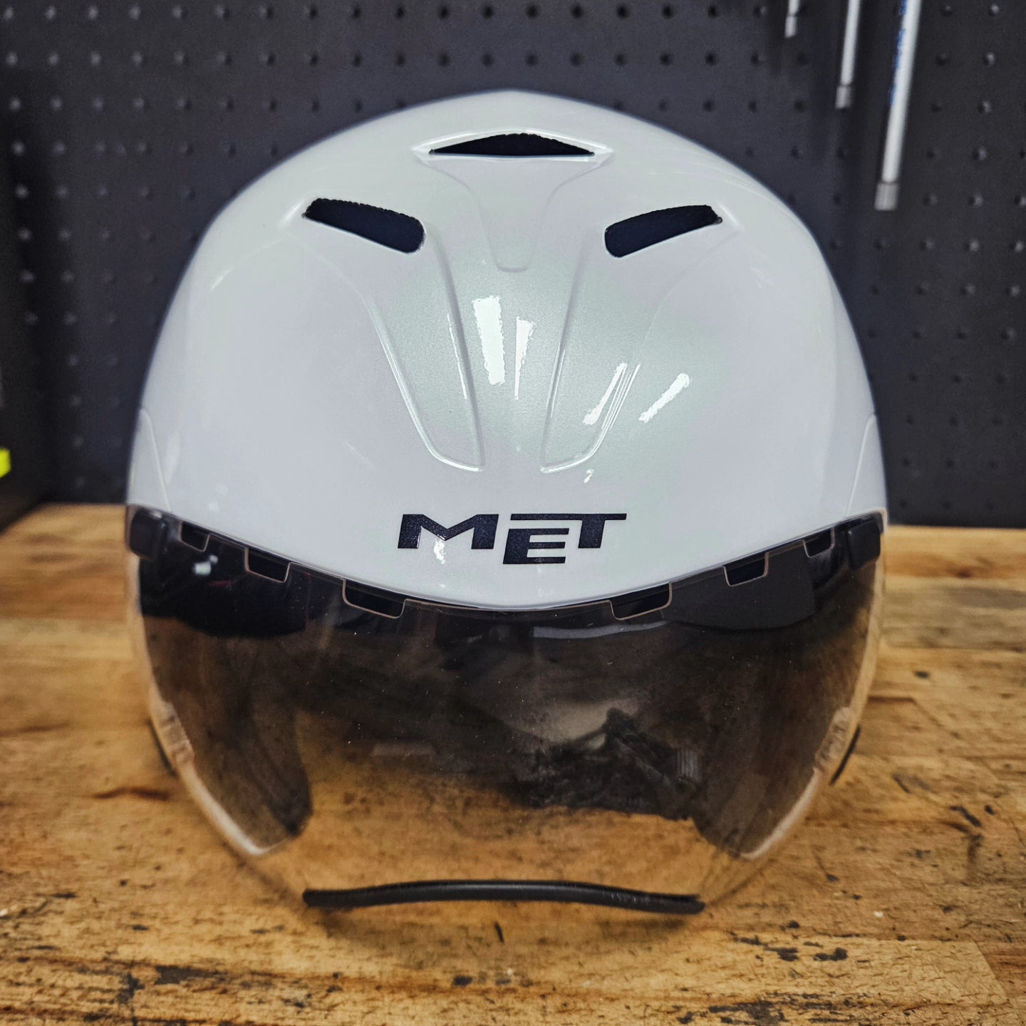 Met - Drone TT helmet wide body II